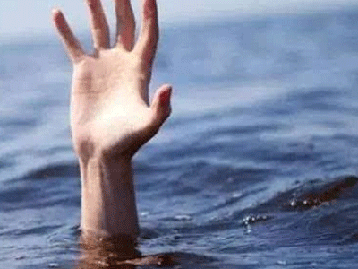 女大学生游泳课溺亡 不会游泳溺水后如何自救