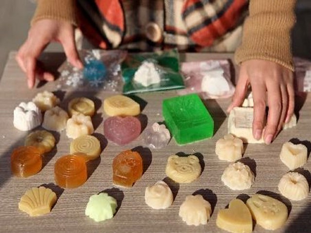 利用食堂废油做香皂,食用臭油制作出了香皂和洗手液