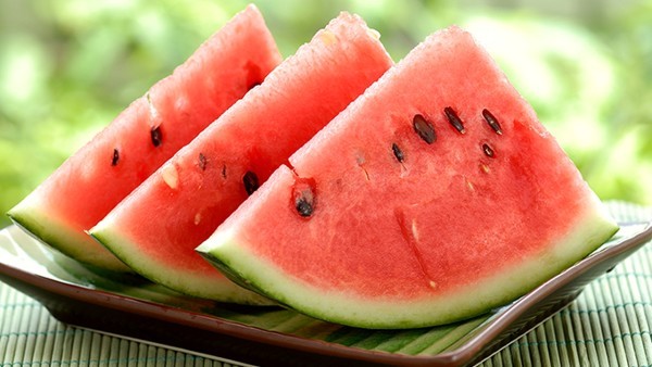 夏天坐月子可以吃西瓜吗