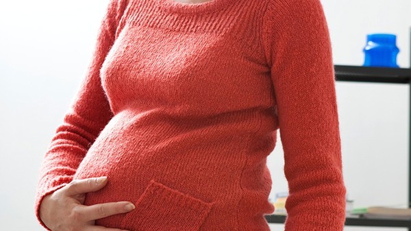 孕妇肚子上长红点点不痛不痒
