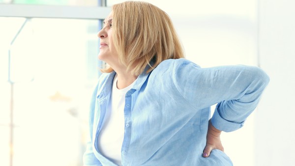 老年人更易患腰椎病