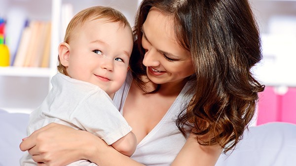 宝宝吐奶的原因常见有哪些