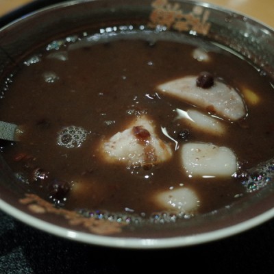 春季里最好的养生汤——莲子百合汤