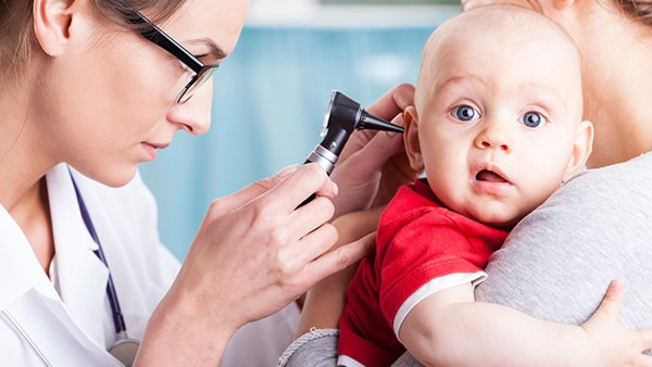 小儿分泌性中耳炎的治疗方法
