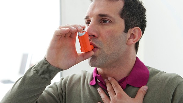 肺癌晚期咳嗽出血是什么原因