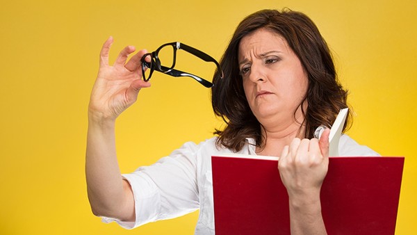 婴儿弱视都有什么症状