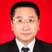 王坚