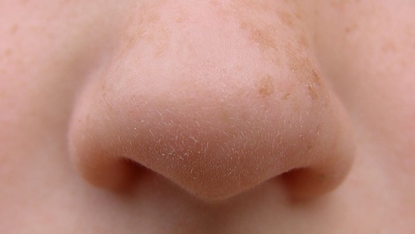 鼻息肉发作的原因是什么