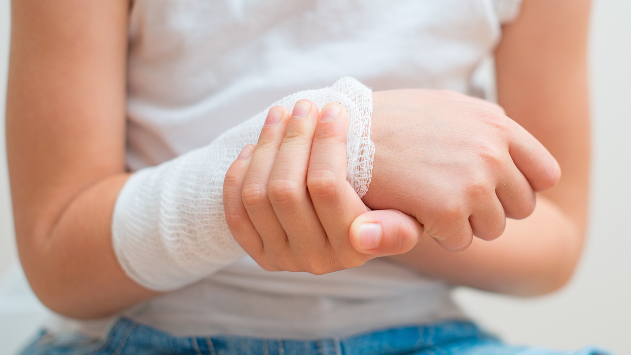 手汗症的治疗主要分为内外两种方法