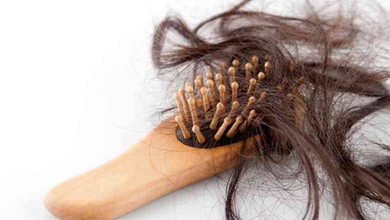 女性怎么防止脱发？ 孕期掉头发是正常的?