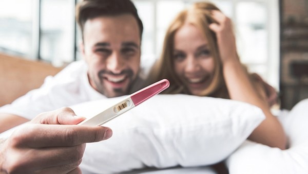 孕期能不能过性生活？孕期性生活会不会伤害到宝宝？