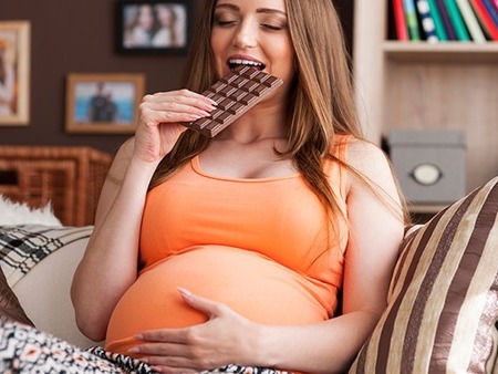 孕妇千万别贪吃，小心畸形胎儿“祸从口入”