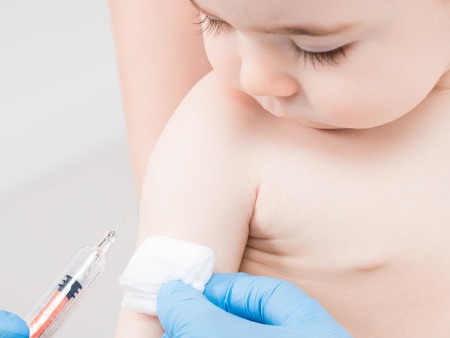 为什么宝宝一出生就要打疫苗？ 这些都要打