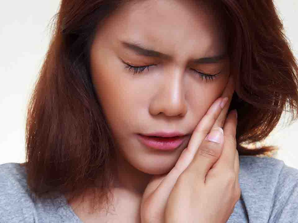 牙痛会引起什么症状