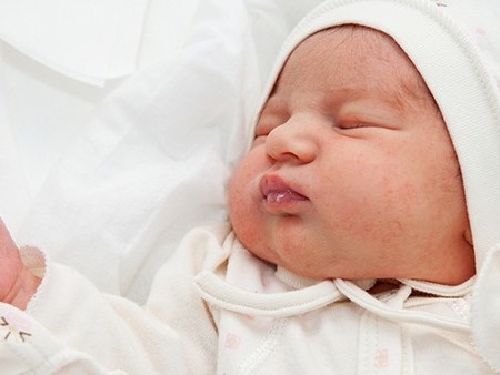 新生儿肺炎怎样护理？6个要点来帮你