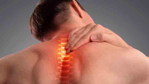 引发肩周炎的原因是什么？ 如何进行康复理疗？