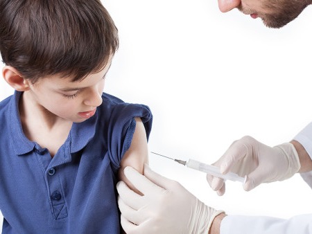 感冒来袭家长慌了，如何给孩子打流感疫苗？正确方式在此
