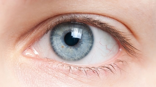 突眼与甲亢有必然联系吗？并不是所有突眼患者都是甲亢造成的