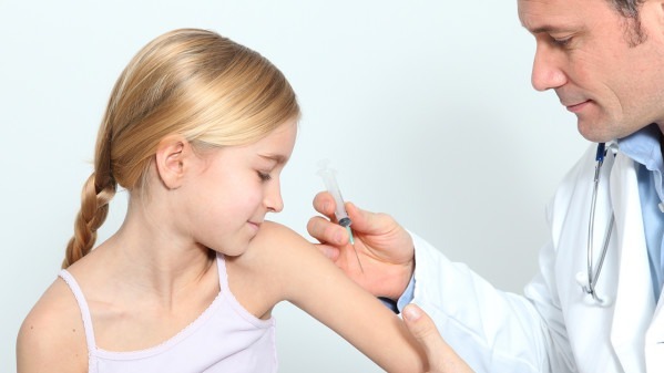 国产宫颈癌疫苗来了！10岁女孩成为首位接种者