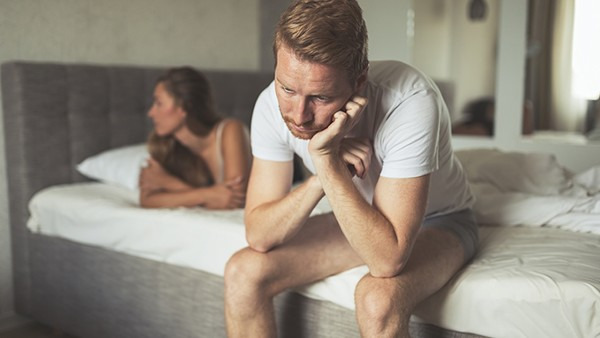 晚上睡不着觉什么原因