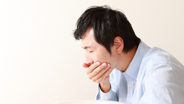 肺炎会引起呕吐吗，肺炎有哪些危害性？