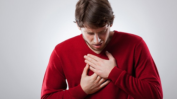 气胸的症状有哪些 这4个症状一定要注意了