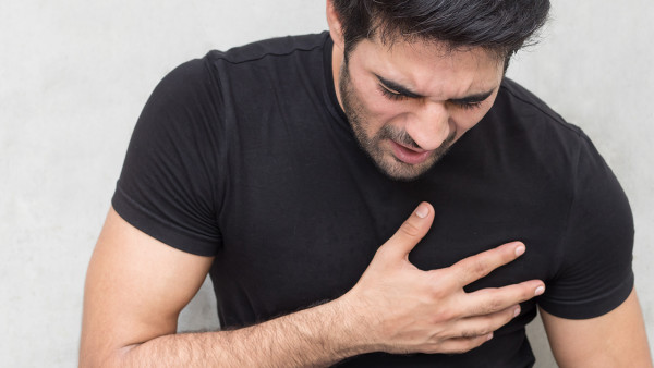 气胸怎么治疗 气胸的发病原因有哪些