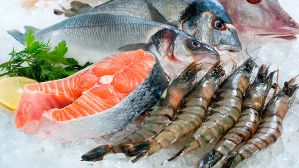 胃炎能吃海鲜吗？不可以大量吃