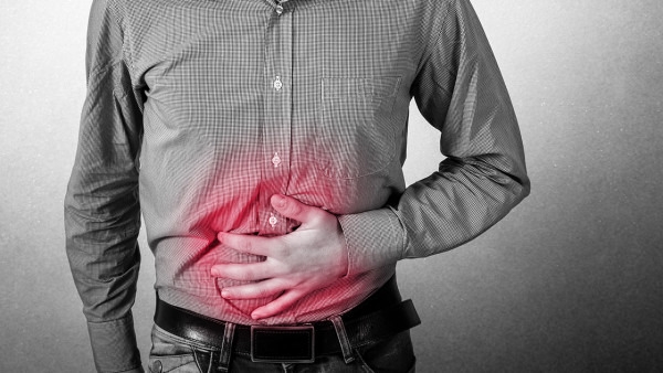 胃出血会出现哪些症状表现 出现这3种情况要及时治疗