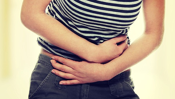 胃出血的早期症状都有哪些 胃出血会出现高烧吗