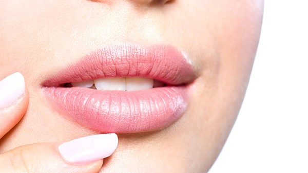 嘴角烂是什么原因，4个导致烂嘴角的常见原因