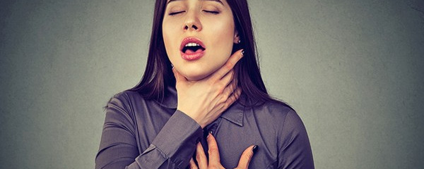 喉咙痒干咳是怎么回事 喉咙痒干咳该如何进行护理
