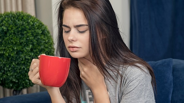 嗓子疼吃什么好的快 教你7种食疗方法轻松治疗嗓子痛