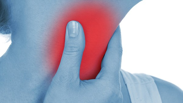 咽喉炎是什么症状？喉咙干、发疼