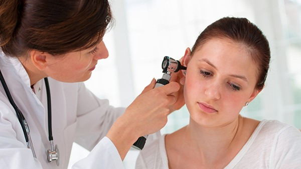 中耳炎分几种类型？可以分为3类