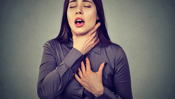 慢性咽喉炎是怎么引起的 这5点易引发慢性咽炎的病因需多加注意
