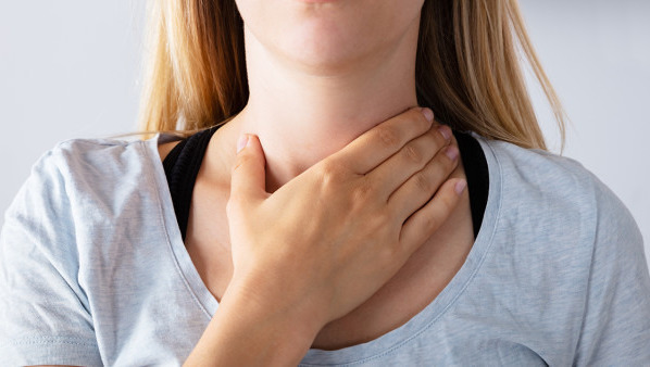 慢性咽炎有哪些临床症状表现 慢性咽炎要如何进行预防