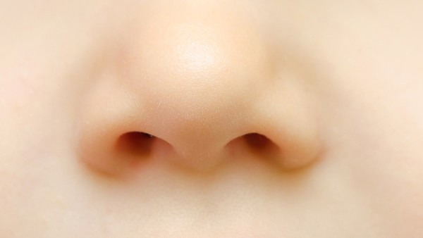 鼻中隔弯曲微创手术是什么 鼻中隔弯曲微创手术是如何进行的