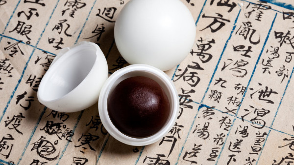 乌鸡白凤丸男人可以吃吗？治疗前列腺增生