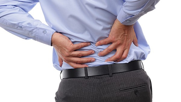 腰酸背痛是肾虚？也有可能是这几个疾病，聪明用腰牢记3点