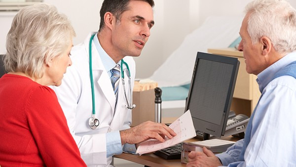 老年人肾病吃什么药比较好 老年人肾病的中西药疗法都分别是什么