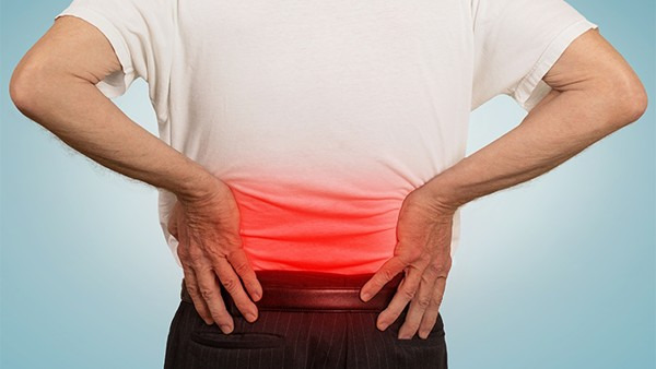 腰椎间盘突出有什么症状 腰间盘突出的4种表现