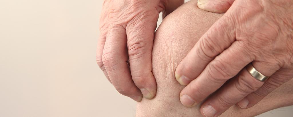 膝关节疼痛是怎么回事 膝关节疼痛的治疗方法