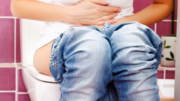 直肠息肉的早期症状都有哪些 直肠息肉的早期会发生便血吗