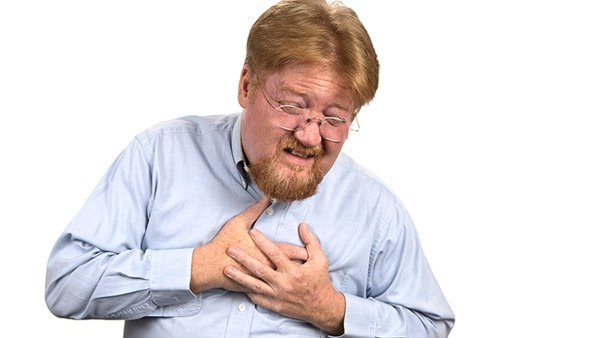 什么是胸膜炎什么症状，医生详解胸膜炎的症状表现