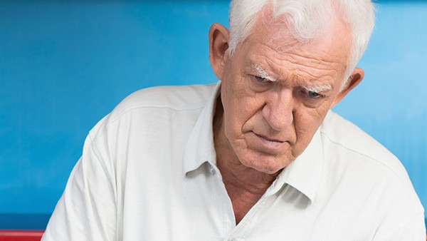 老人脉管炎晚期怎么办，老人脉管炎晚期要注意哪些？
