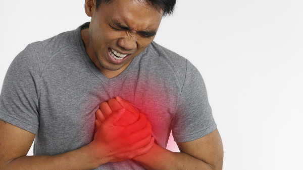 胸胀的疼是怎么回事，女性胸痛的5种原因