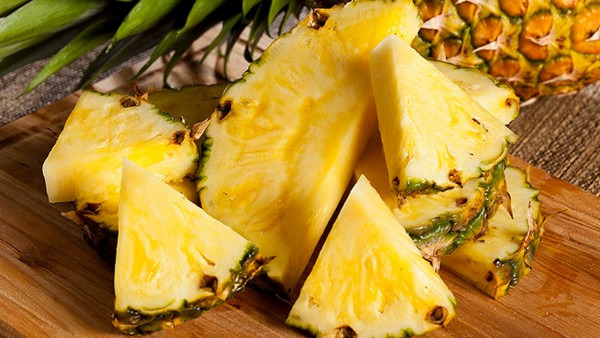 皮肤过敏可以吃菠萝吗？尽量不要吃