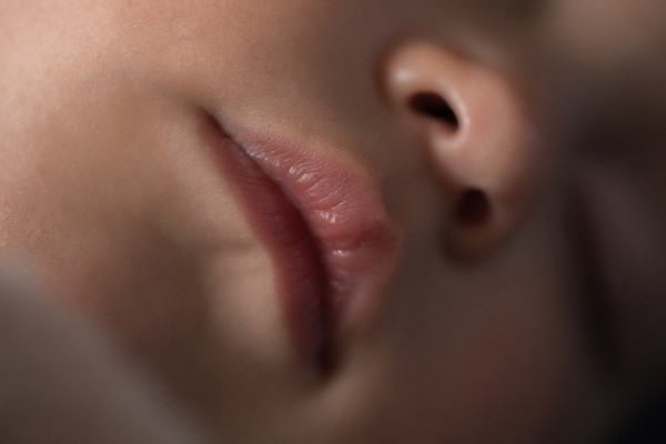 婴儿鼻塞怎么办 有效治疗婴儿鼻塞的9个方法