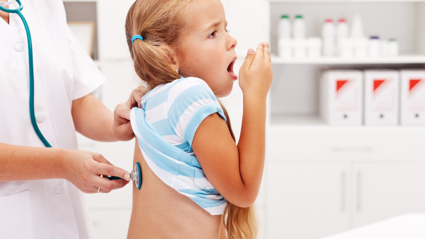 儿童干咳怎么办 儿童干咳要如何进行治疗